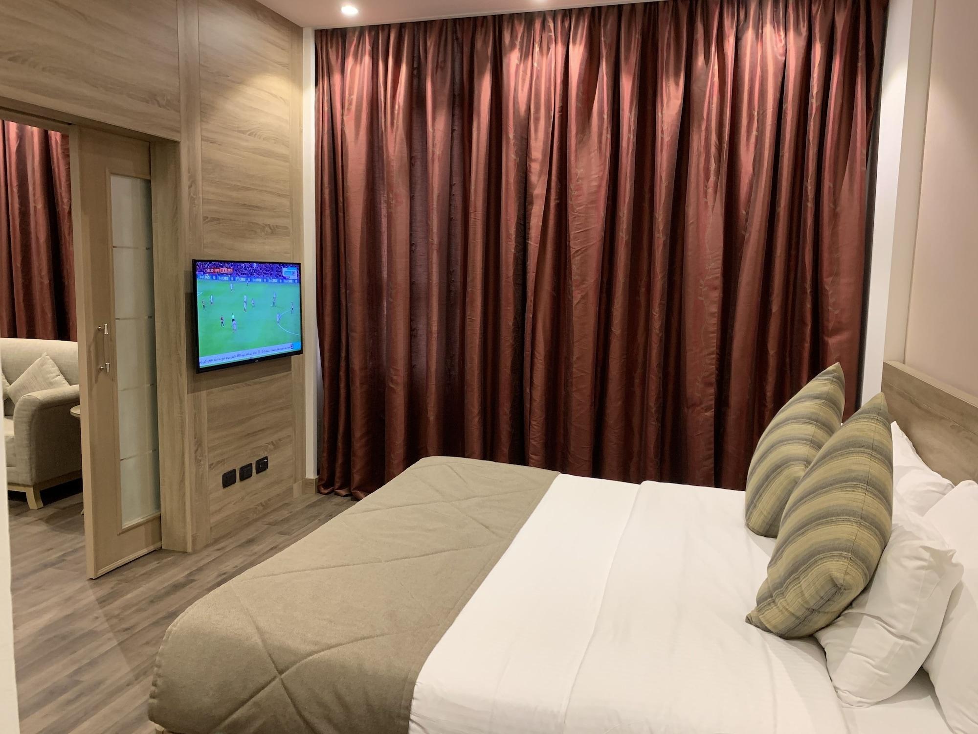 Carlton Al Moaibed Hotel Dammam Zewnętrze zdjęcie A bedroom in the hotel