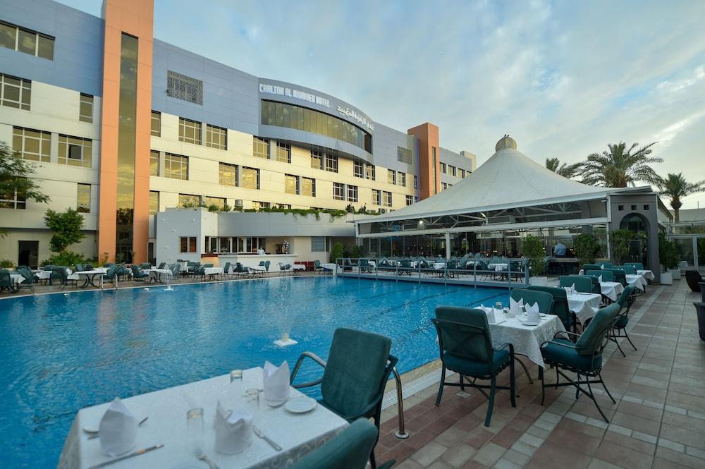 Carlton Al Moaibed Hotel Dammam Zewnętrze zdjęcie The swimming pool at the hotel