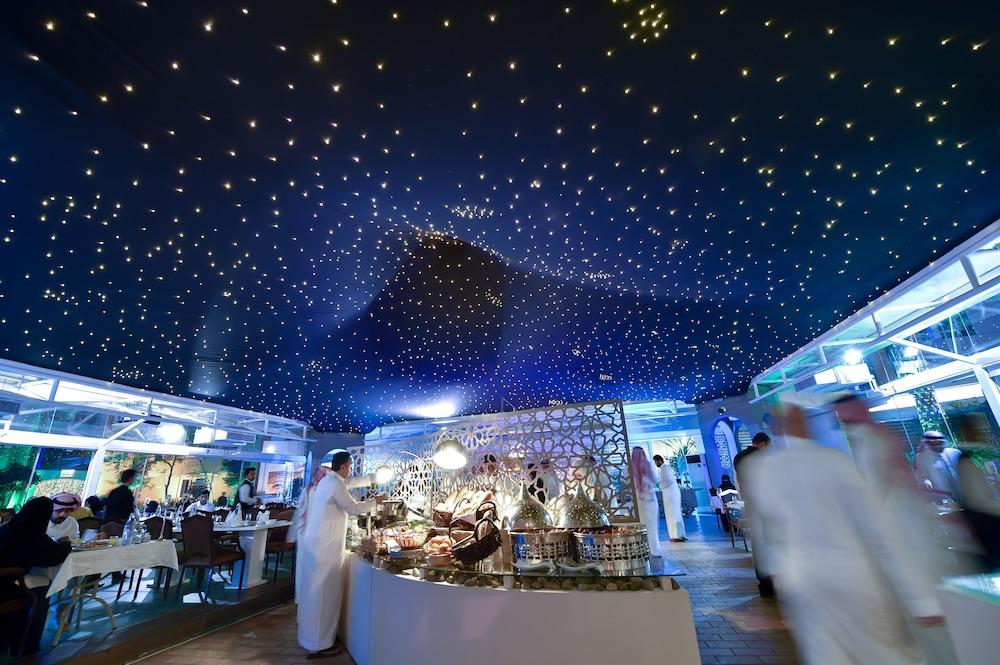 Carlton Al Moaibed Hotel Dammam Zewnętrze zdjęcie The tent
