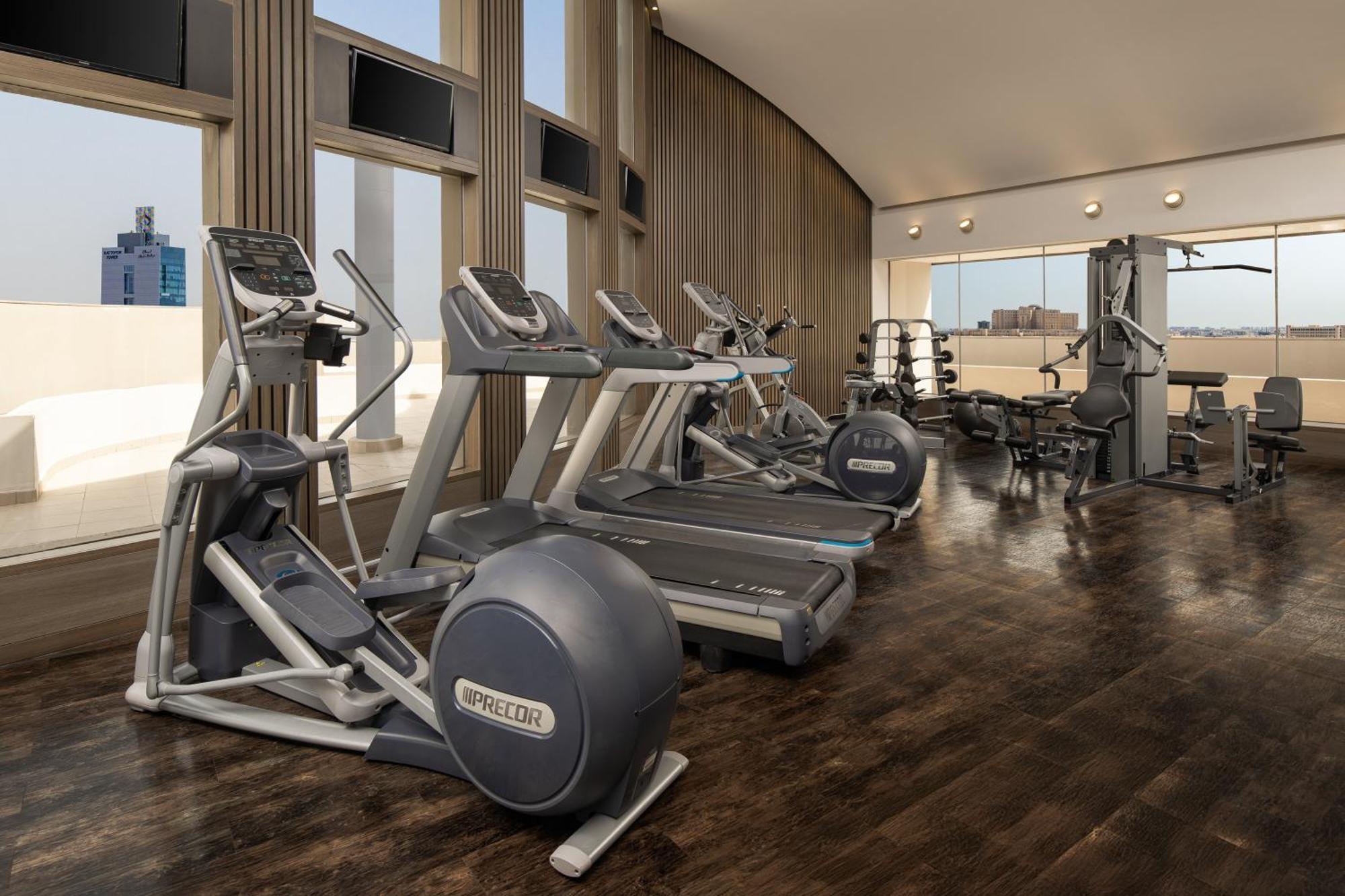 Carlton Al Moaibed Hotel Dammam Zewnętrze zdjęcie A typical gym