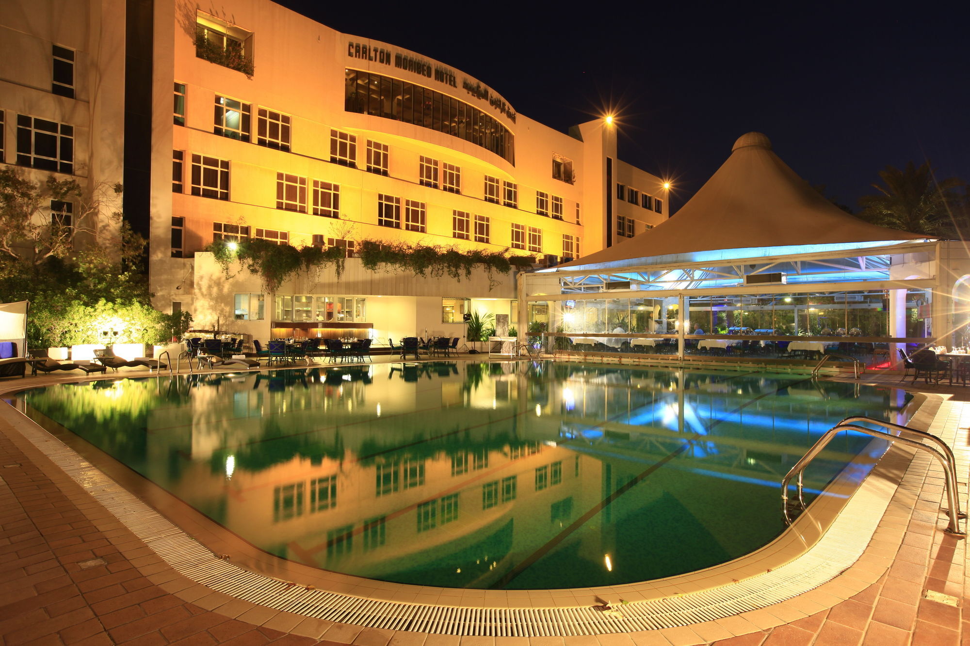 Carlton Al Moaibed Hotel Dammam Zewnętrze zdjęcie The swimming pool at the hotel